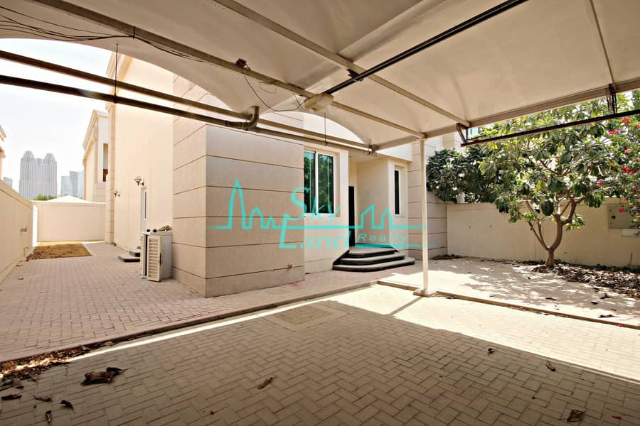 5 1 Month Free | 3 bed+m villa | shared pool | gym