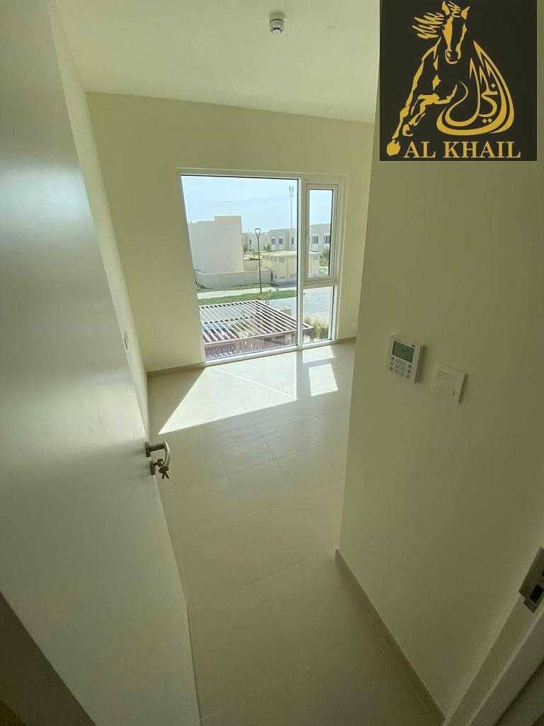 9 Affordable Elegant 2BR TH in Dubai South Perfect Location Gated Community