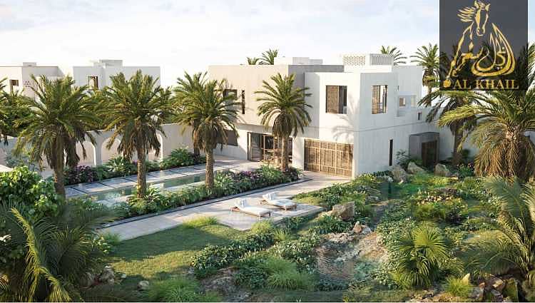 Luxurious 4br Villa With Huge Balcony And Parking