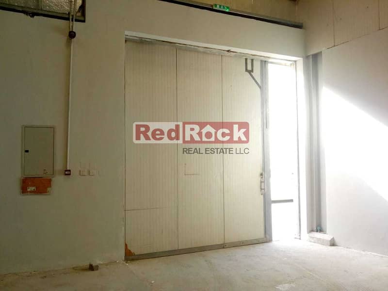 5 25 KW Power 2200 Sqft Warehouse in Jebel Ali for Aed 50K/Yr