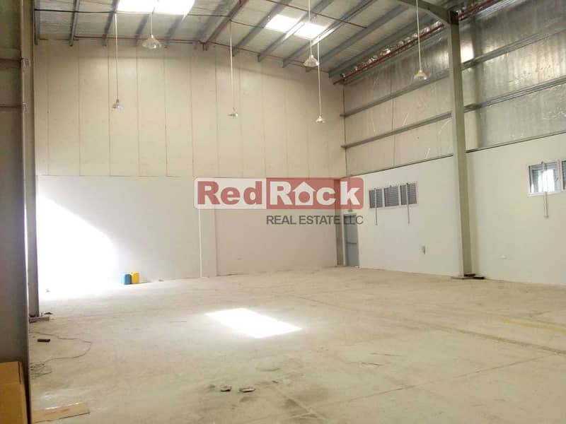 6 25 KW Power 2200 Sqft Warehouse in Jebel Ali for Aed 50K/Yr
