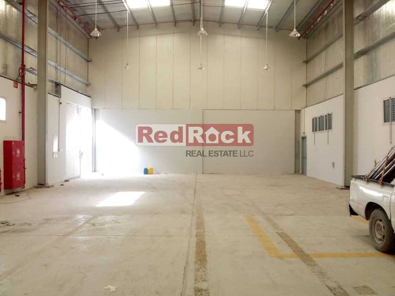 8 25 KW Power 2200 Sqft Warehouse in Jebel Ali for Aed 50K/Yr
