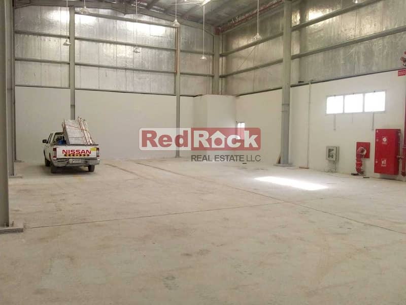 10 25 KW Power 2200 Sqft Warehouse in Jebel Ali for Aed 50K/Yr
