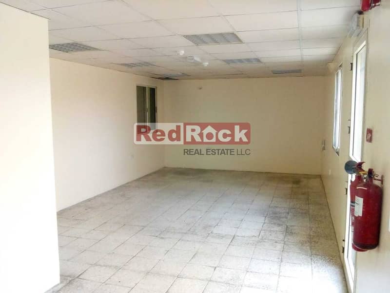 8 Aed 18/Sqft for 6250 Sqft Tidy Warehouse  in DIP