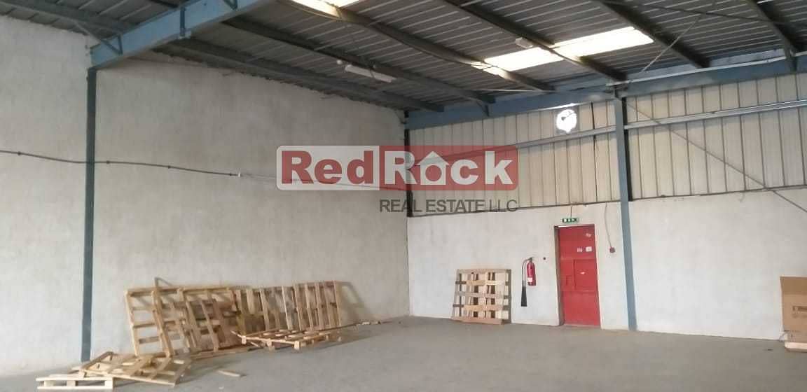 8 Pillar Free 2700 Sqft Warehouse in Ras Al Khor