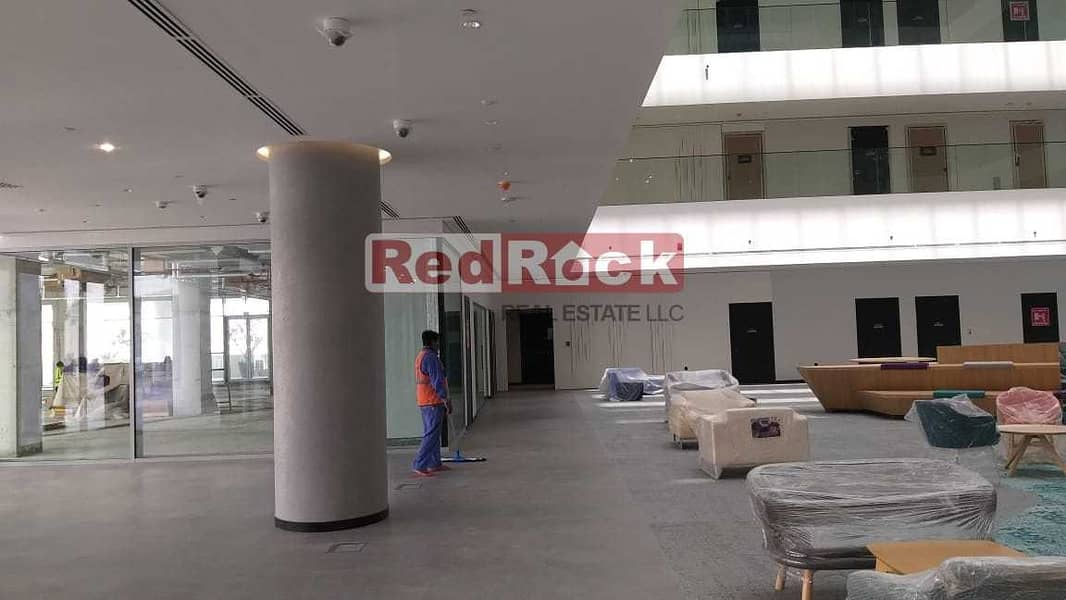 9 5 Star Rating 750 Sqft Office for Rent In Umm Ramool