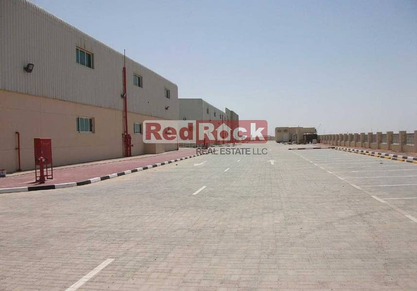 4 000 Sqft for Sale in DIC
