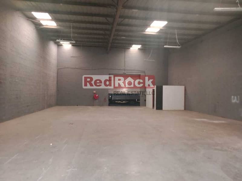 5 Clear Layout 3500 Sqf for rent in Al Quoz