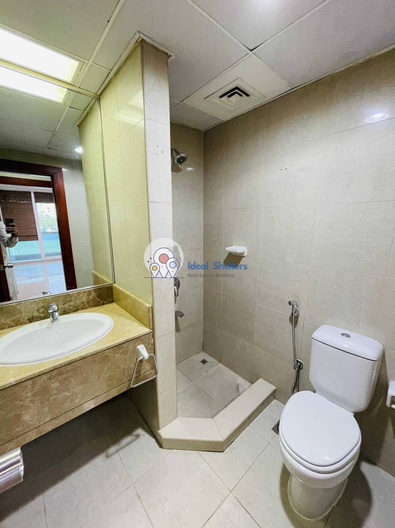 9 REDUCED PRICE!!! SPACIOUS 2 BHK | LAUNDRY ROOM | ALL AMENITIES