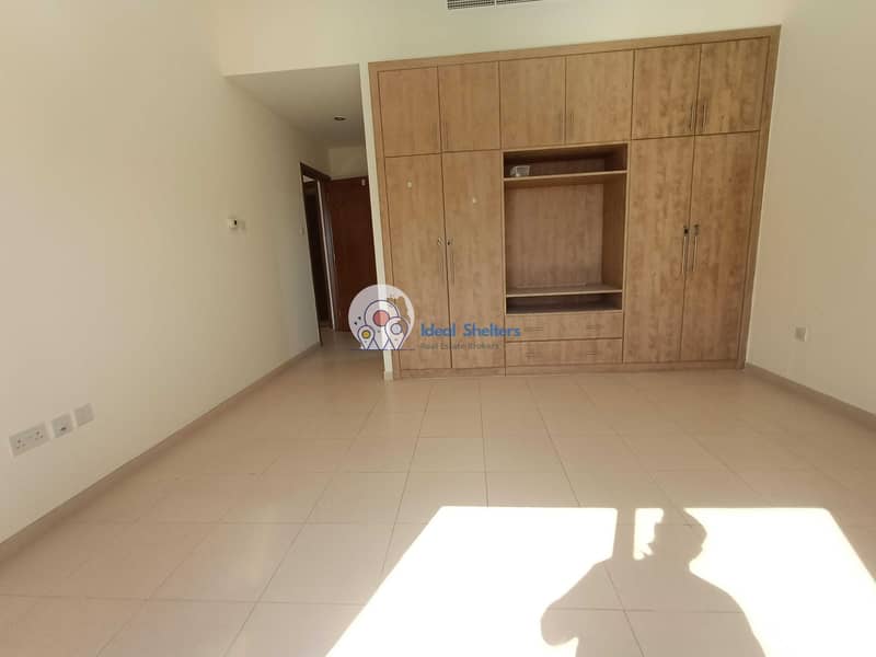 4 New building 2 BHK big size clothes kitchen with laundry room neat and clean apartment prime location 43k