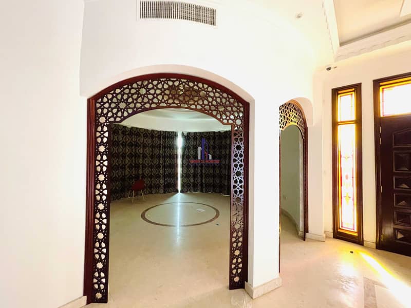 20 Lavish 5 Bedroom villa + Maid Room + driver Room | In  Elyash Sharjah