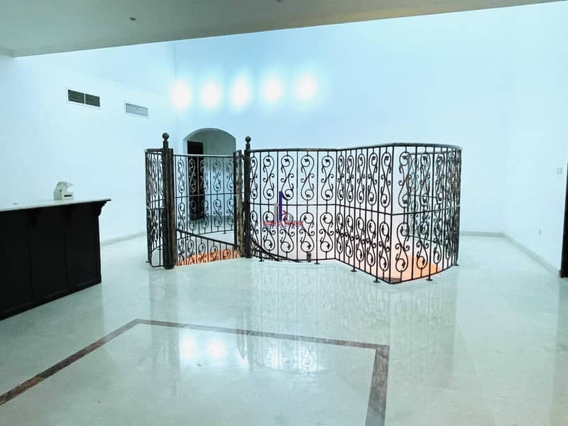 21 Lavish 5 Bedroom villa + Maid Room + driver Room | In  Elyash Sharjah