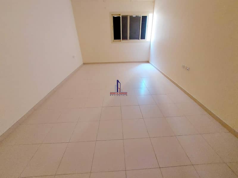 17 1 Month free 2bhk ? Balcony ? open view ? parking ? Wardrobes just 37k ? prime Location Muwaileh