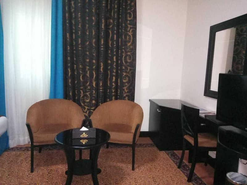 10 Furnished!!! 1 Bedroom Apartment with 12 Cheques Payment + Parking + GYM + Pool free and All Bills Inclusive