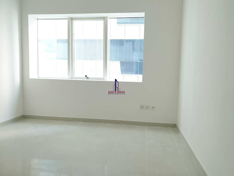 3 opposite of sahara 2bhk with parking free and wardrobes