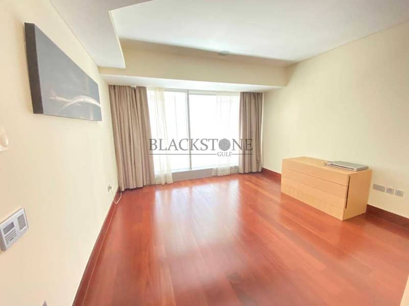 8 Spacious and Luxurious  3bedroom Duplex + Laundry