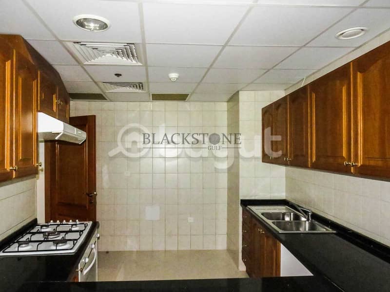 2 Spacious 2 Bedroom Apartment with Study Room