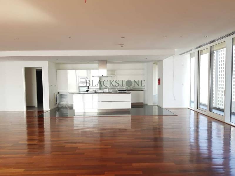 4 Spacious 2 Bedroom Penthouse | Ready to Move-in | Best Price