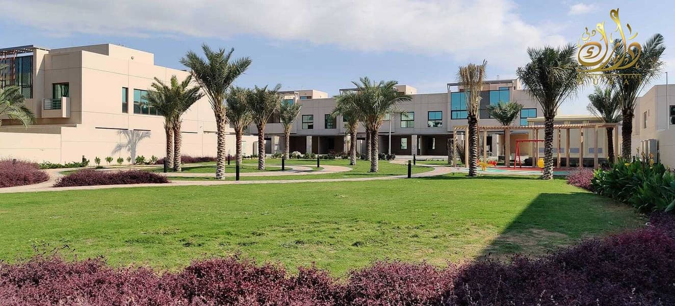 13 hot deal villa 4BR master + maid | Ready to Move | Simi furnished | mbr  meydan area
