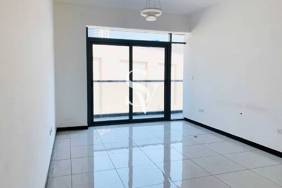 3 Best priced 1 Bed | Close to Mall | 6 CHQS