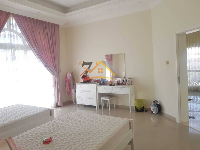 19 4-BEDROOM HUGE PLOT + MAID ROOM + MAJLIS VERY NEAR ASWAAQ