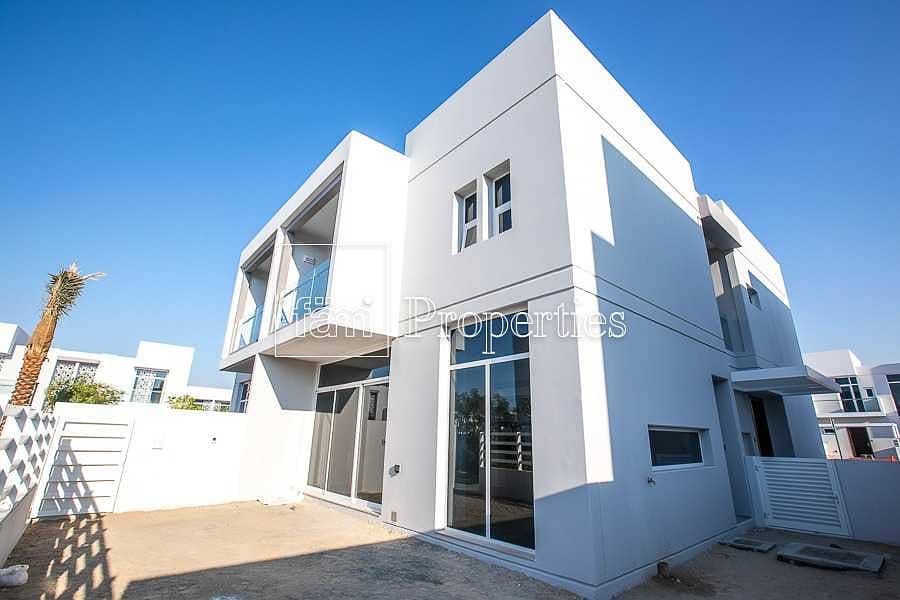 3 Brand New Lowest 3 Bedrooms Townhouse For Sale