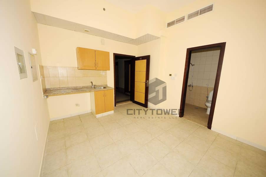 3 Stunning Studio in front of Al ghurair Mall