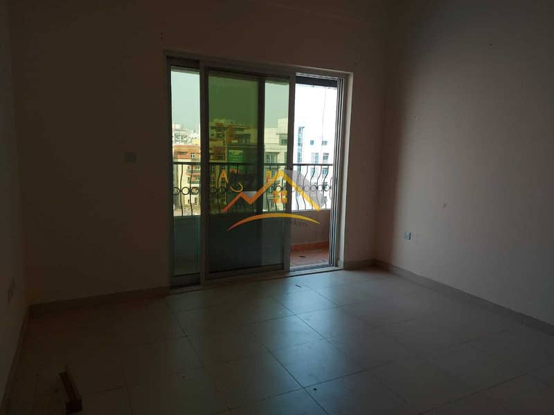 4 1 MONTH FREE-SPACIOUS 2 BEDROOM FOR RENT IN INTERNATIONAL CITY PHASE 2-READY TO MOVE IN-WITH BALCONY