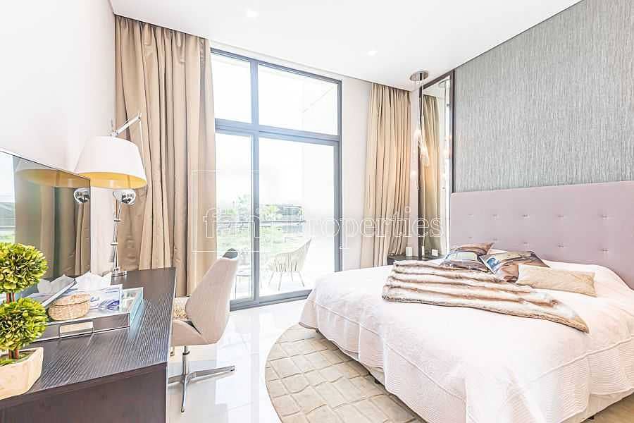 12 Single Row | Opp Pool & Park | Luxury Furnished