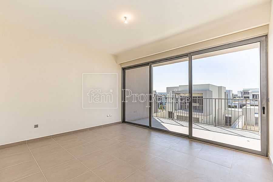 9 Welcome 4BR | E3 Type | Walk to Pool & Park