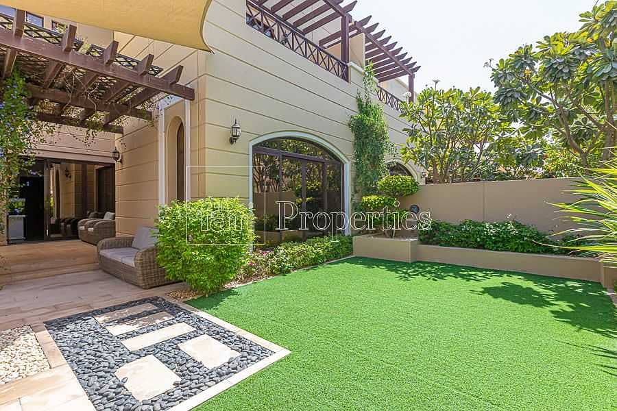 Vastu NE | 4BR Mid on Single Row | Facing Park Vastu NE | 4BR Mid on Single Row | Facing Park