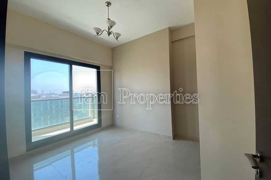6 3bedroom + Maid | Partial Lake view | Mid floor  |
