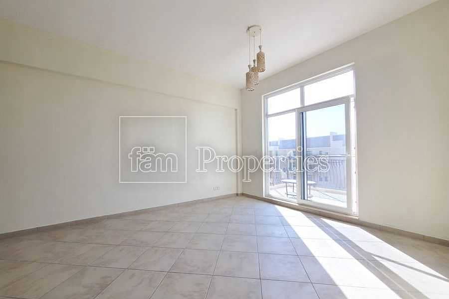 9 Sunny Unit | Double Balcony | Flexible 12 CHQS |