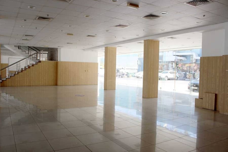 6 Huge Showroom  Facing al Etihad Main Road  Near DNATA high visibility