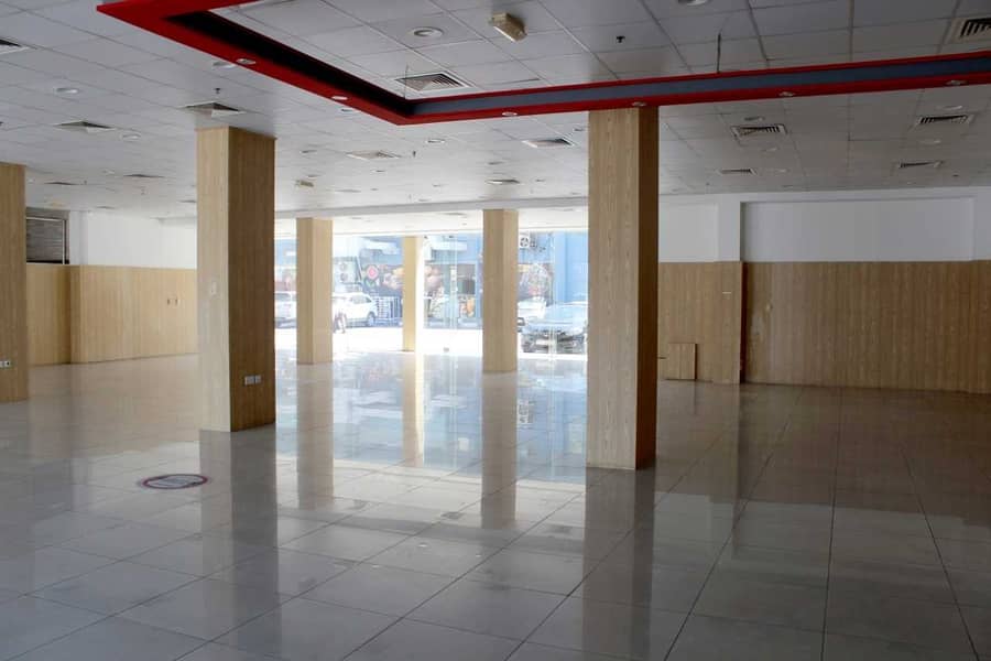 16 Huge Showroom  Facing al Etihad Main Road  Near DNATA high visibility