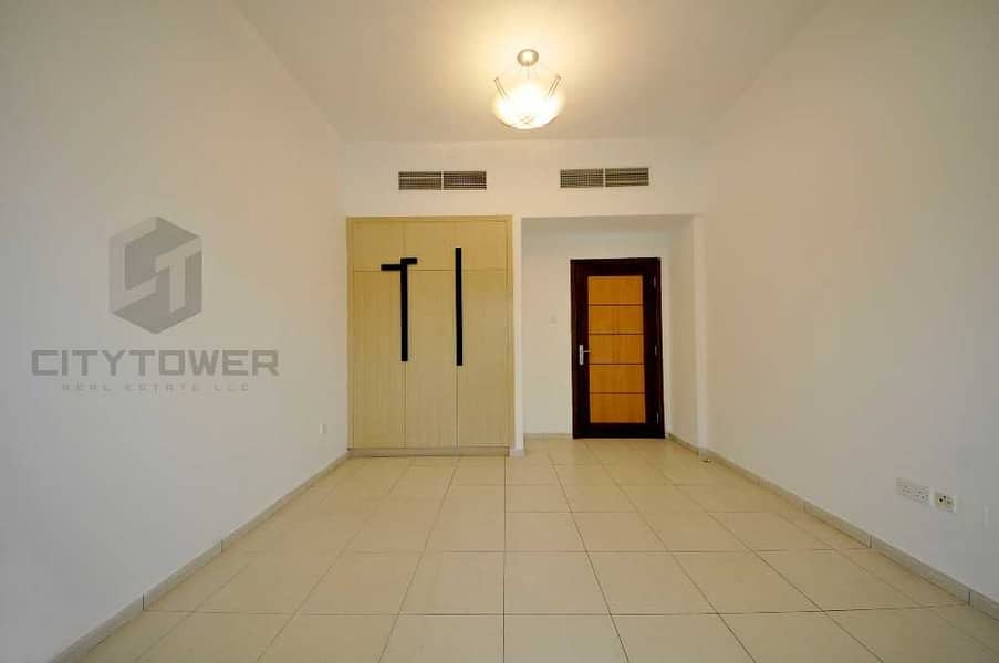 6 Spacious 2 Bed + Hall available in Jumeira 1 opposite Ghazal Mall