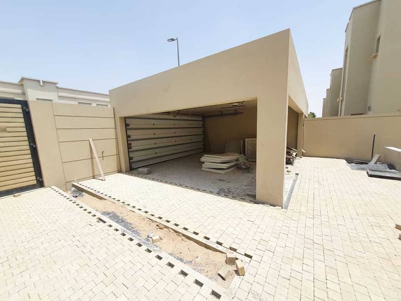 Brand new duplex villa 3bhk in Barashi area with maids rent 80k in 4chqs room now call +971586948482