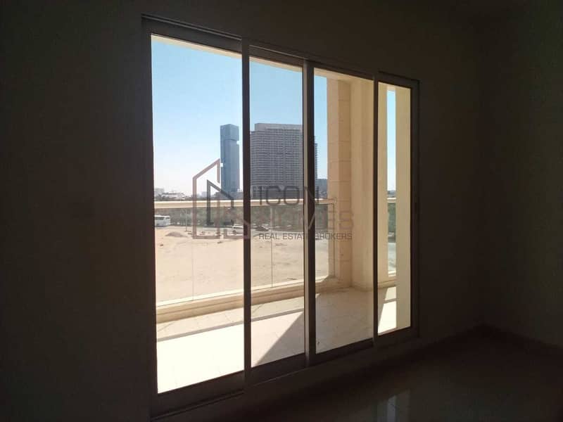 13 READY TO MOVE IN HIGH QUALITY  1 B/R  SPACIOUS APARTMENT | DECENT FINISHING | 38