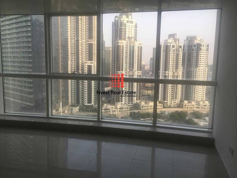 15 High End Property | Burj Khalifa View | Close to Metro Station | Chiller Free