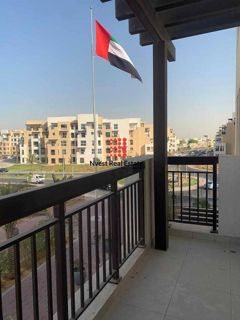 10 AMAZING FULLY FURNISHED 1 BR IN THE HEART OF DUBAI