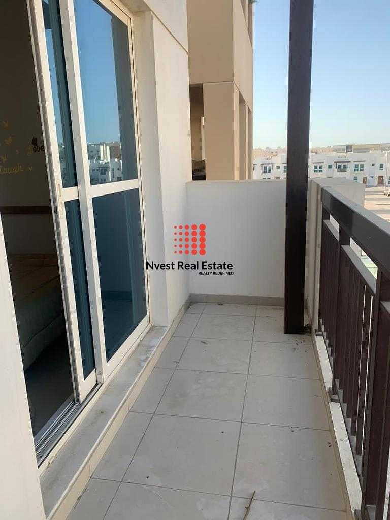 13 AMAZING FULLY FURNISHED 1 BR IN THE HEART OF DUBAI