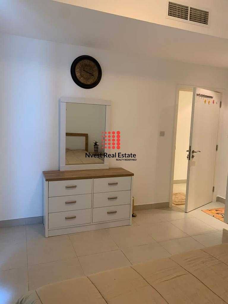 19 AMAZING FULLY FURNISHED 1 BR IN THE HEART OF DUBAI