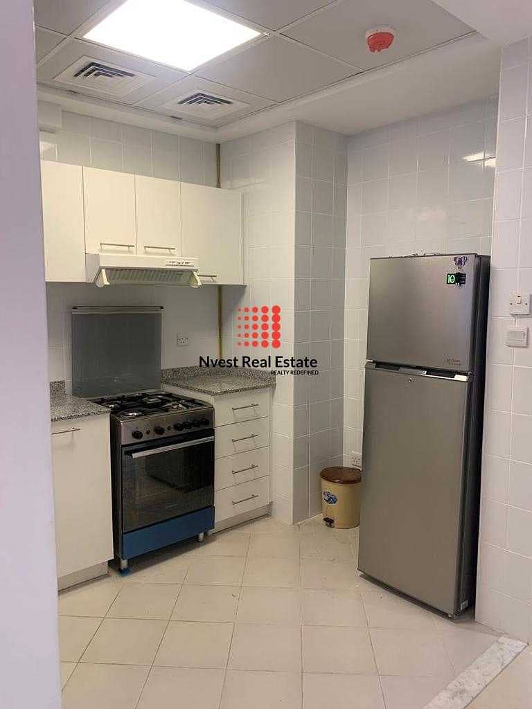 24 AMAZING FULLY FURNISHED 1 BR IN THE HEART OF DUBAI