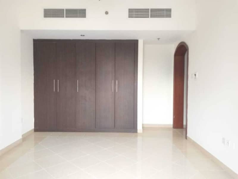 位于阿尔纳赫达（迪拜）街区，阿尔纳赫达2号街区 2 卧室的公寓 44000 AED - 4812093