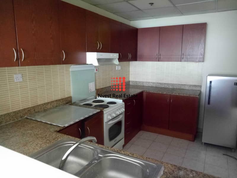 6 Spacious I 1 Bedroom I Middle Floor