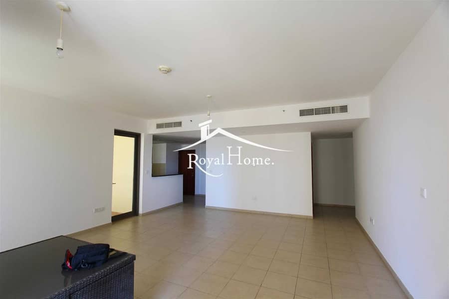 2 Spacious 1BR Unfurnished | Sea View | Low Floor