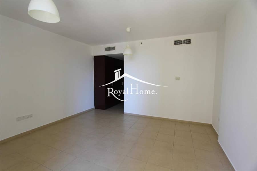 6 Spacious 1BR Unfurnished | Sea View | Low Floor