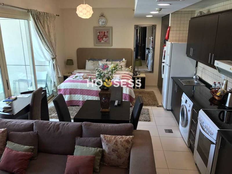 4 Fully Furnished Studio for sale in Royal Oceanic