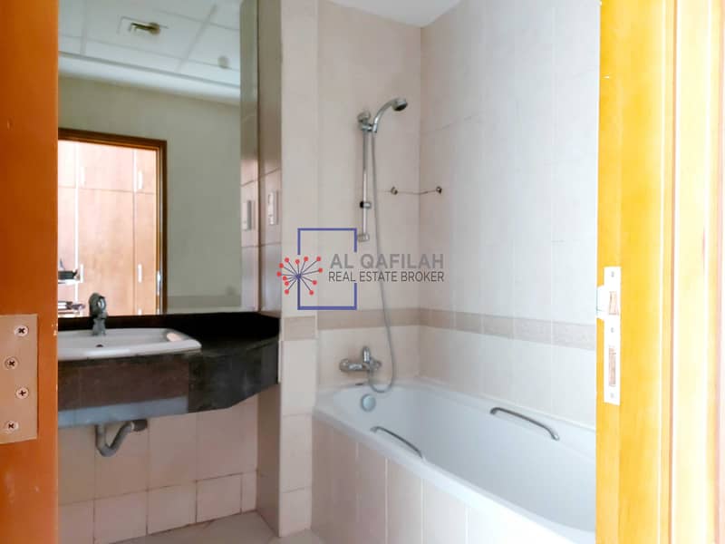 15 Chiller Free | Sheikh Zayed Rd View | Prime Location |