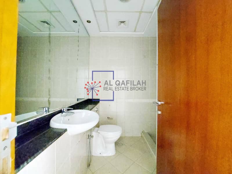 16 Chiller Free | Sheikh Zayed Rd View | Prime Location |